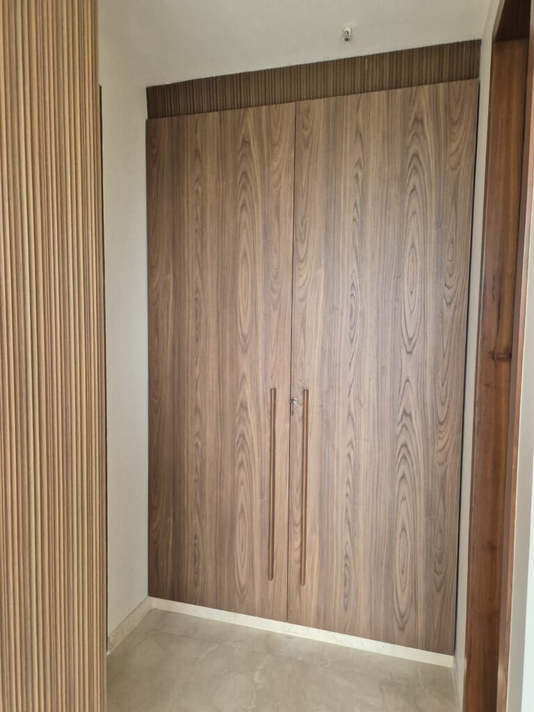 wardrobes with mirror